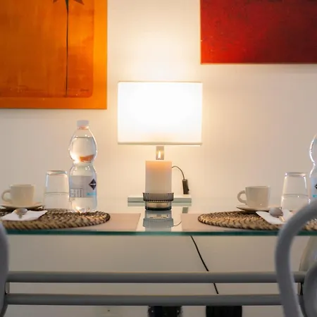 Falcon House - Nel Cuore Di Apartment *