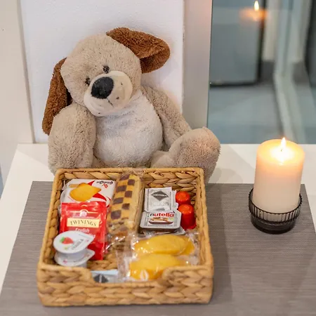 Falcon House - Nel Cuore Di Parma