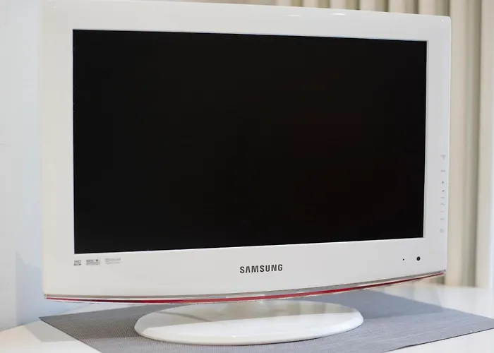 Falcon House - Nel Cuore Di פארמה