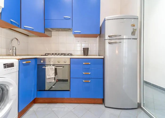 Falcon House - Nel Cuore Di פארמה